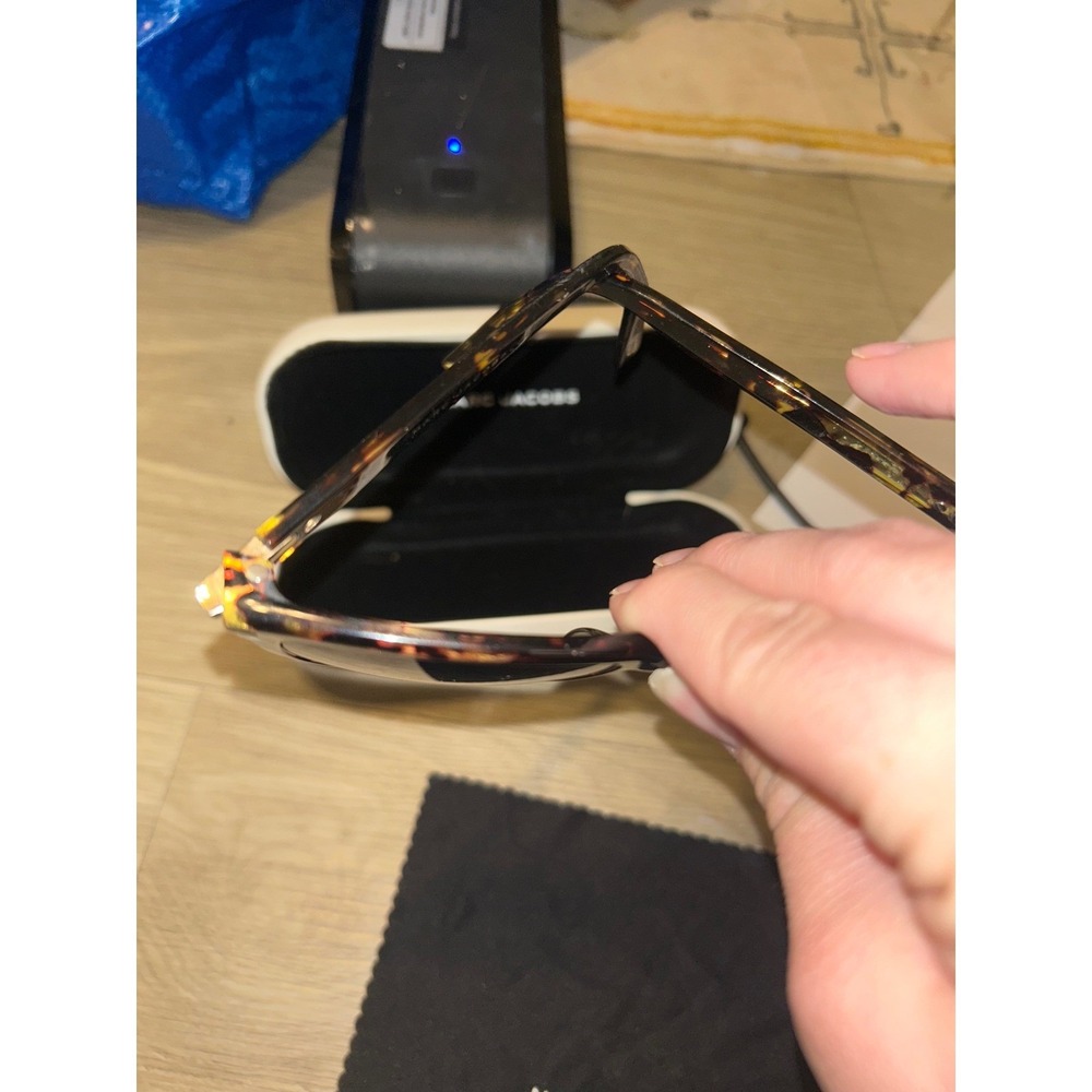 Marc Jacobs Dark Havana Tortoise Cat Eye Sunglasses Case and Cloth Summer - Picture 3 of 10
